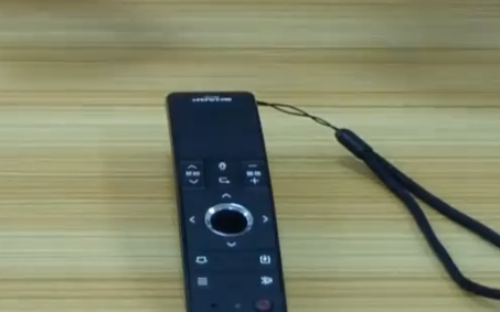 索尼电视遥控器后盖怎么打开，索尼电视遥控器怎么换电池视频